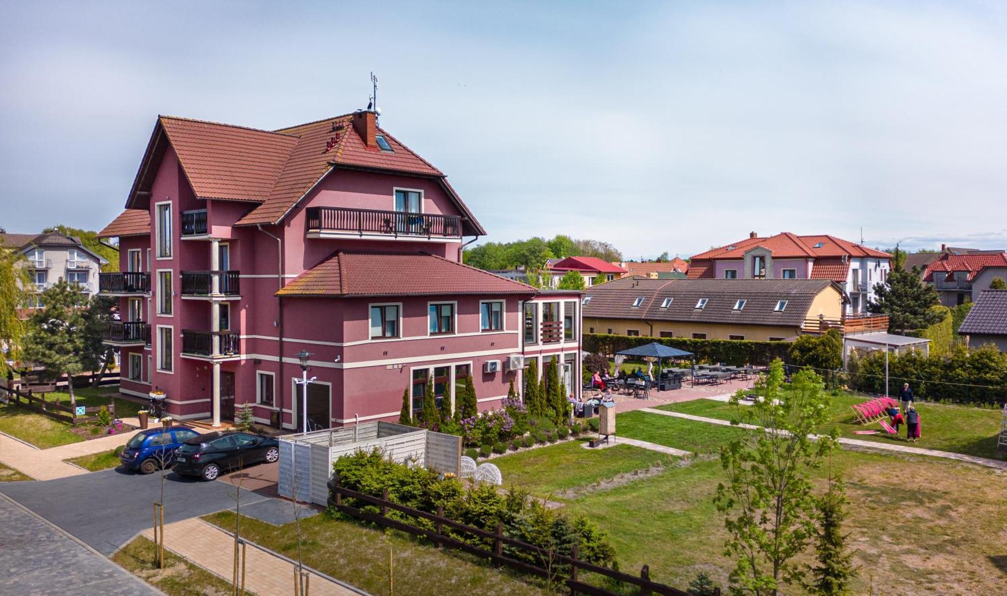 Willa Karmazynowa Przystan Miedzywodzie Exterior photo